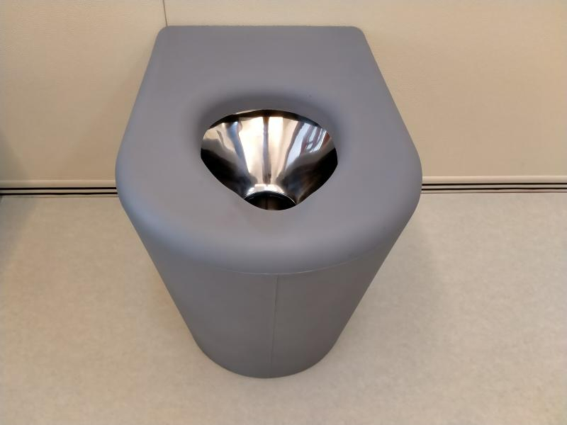 防撞坐便器