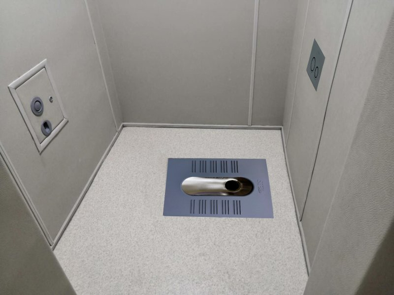 硅膠防撞蹲便器